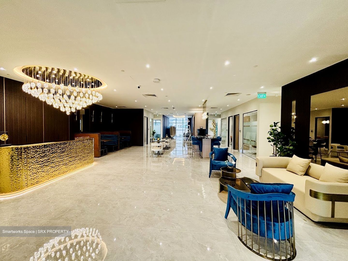 Lippo Centre (D2), Office #575109411